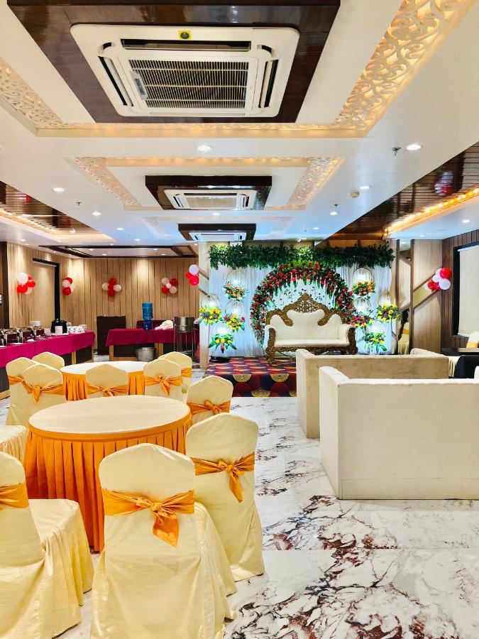The Magnum Hotel Диогар Екстериор снимка